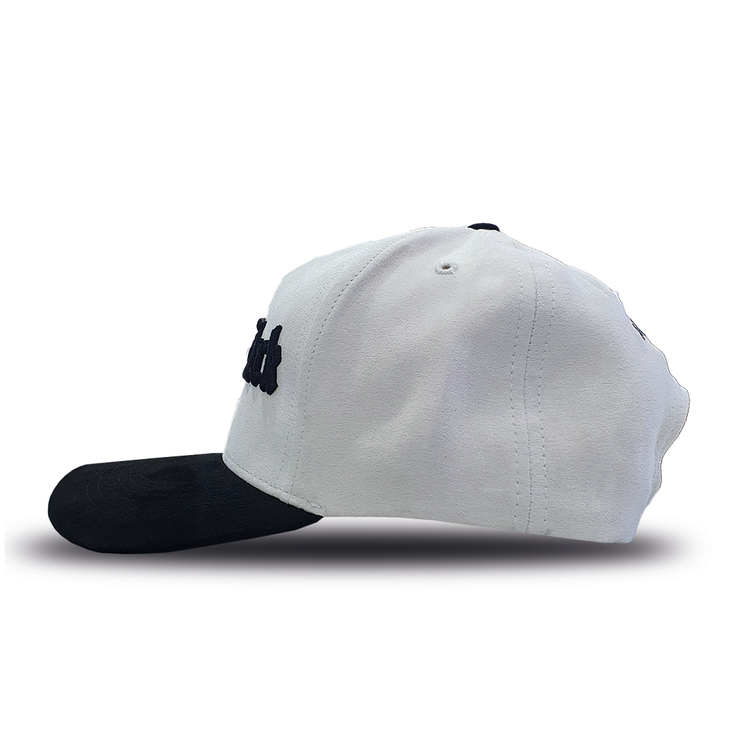 GORRA CHAMPION MENTALITY COLOR HUESO - NEGRO
